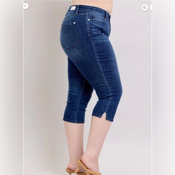 NWOT Judy Blue Skinny Fit Capri Mid-Rise Jeans 16W Dark Wash Stretch JB72120DK - Picture 8 of 9